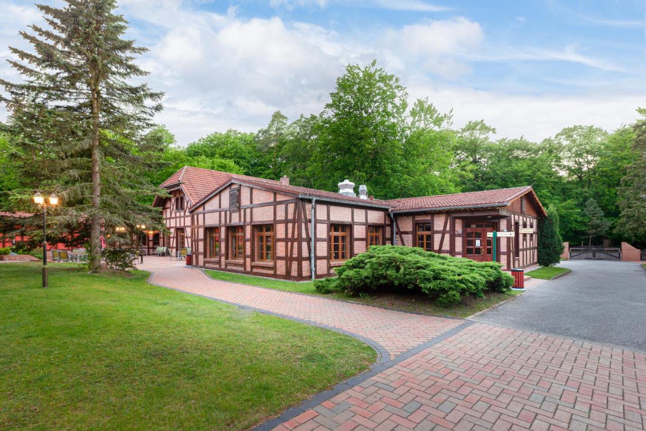 Jagdschloss Waldsee Hotel&Ferienpark Buitenkant foto