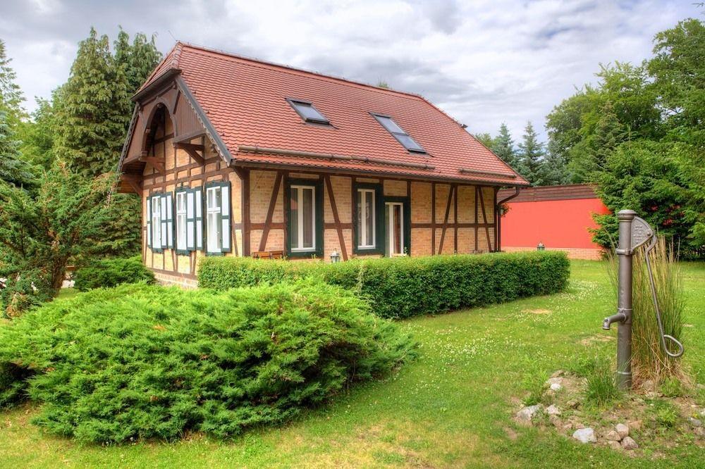 Jagdschloss Waldsee Hotel&Ferienpark Buitenkant foto