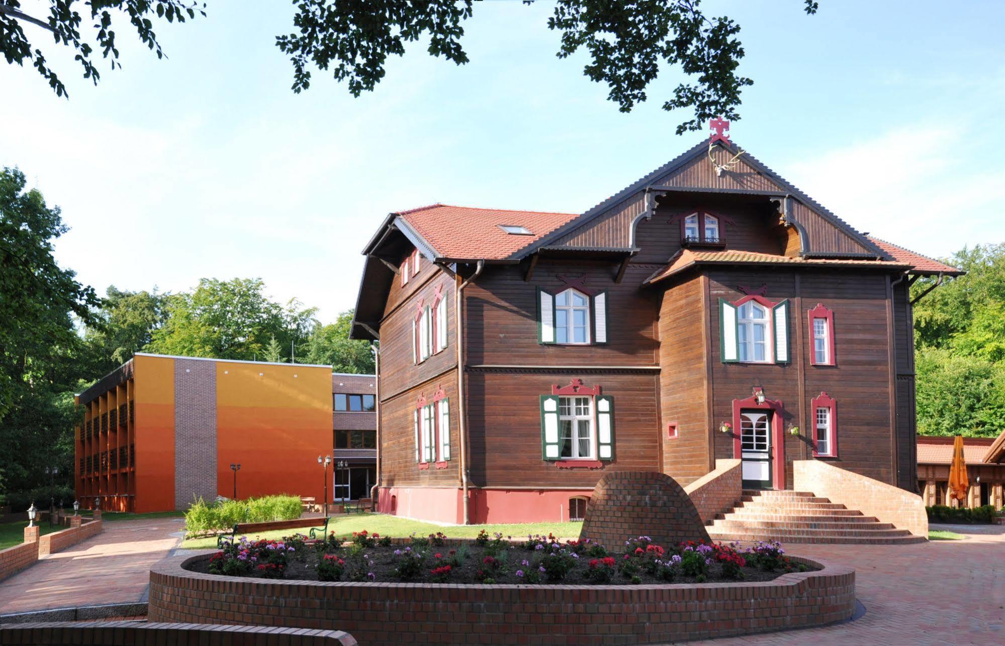 Jagdschloss Waldsee Hotel&Ferienpark Buitenkant foto