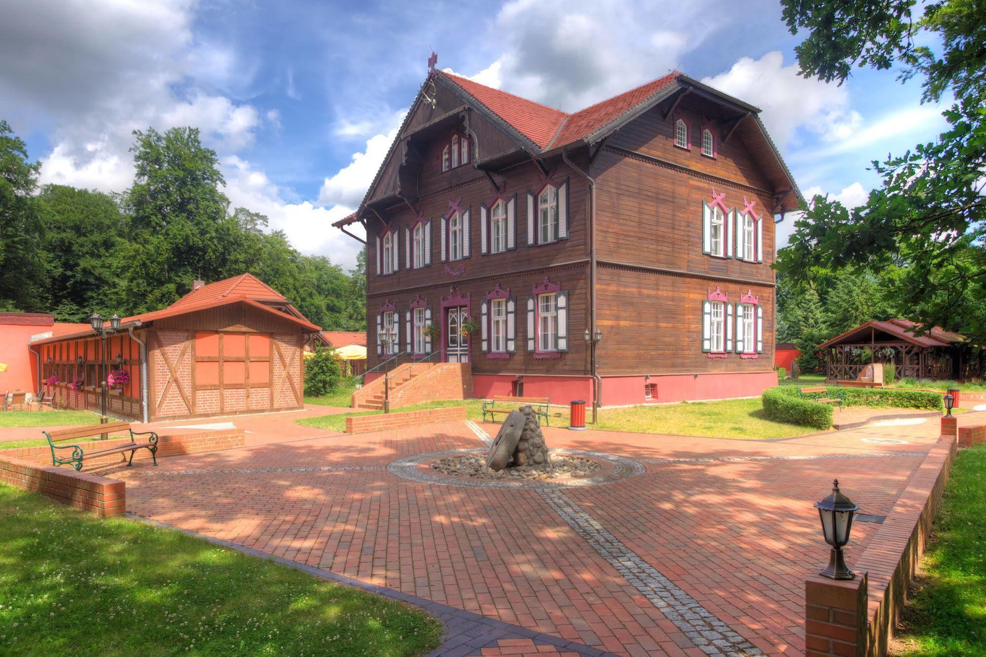 Jagdschloss Waldsee Hotel&Ferienpark Buitenkant foto